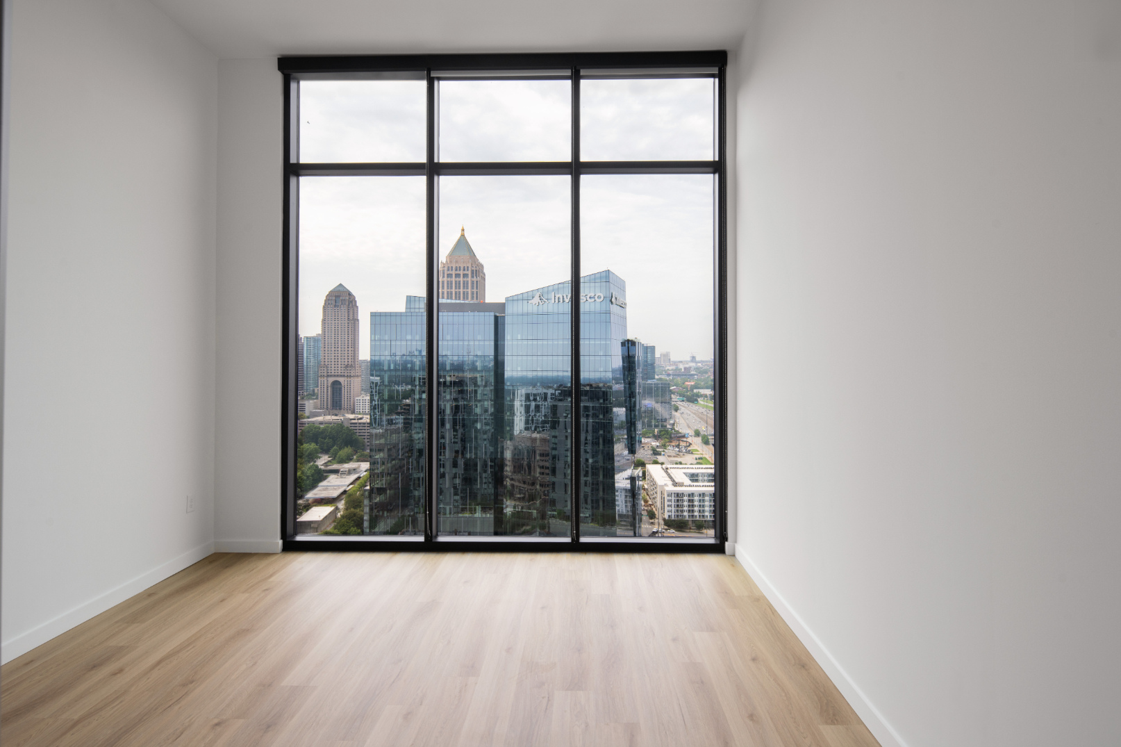 Gallery | Luxury Atlanta Apartments & Amenities | Emmi Midtown